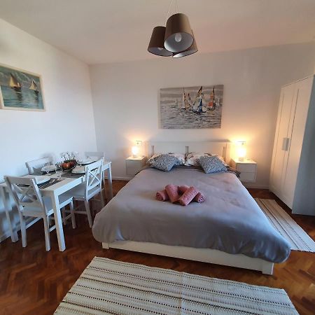 Studio Apartman Fredi Lägenhet Opatija Exteriör bild