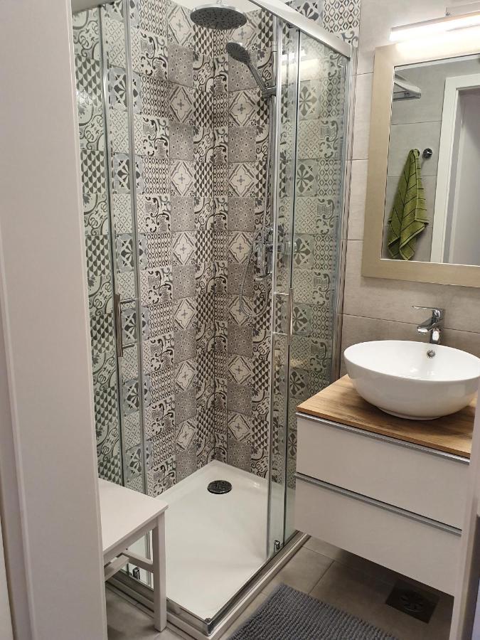 Studio Apartman Fredi Lägenhet Opatija Exteriör bild