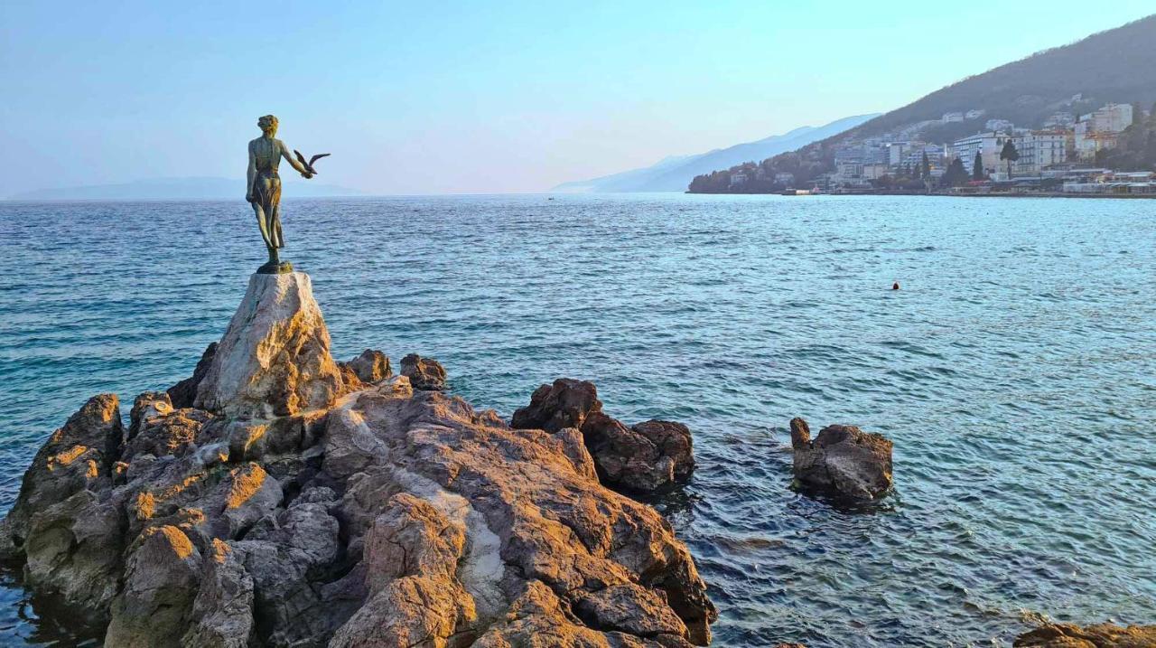 Studio Apartman Fredi Lägenhet Opatija Exteriör bild